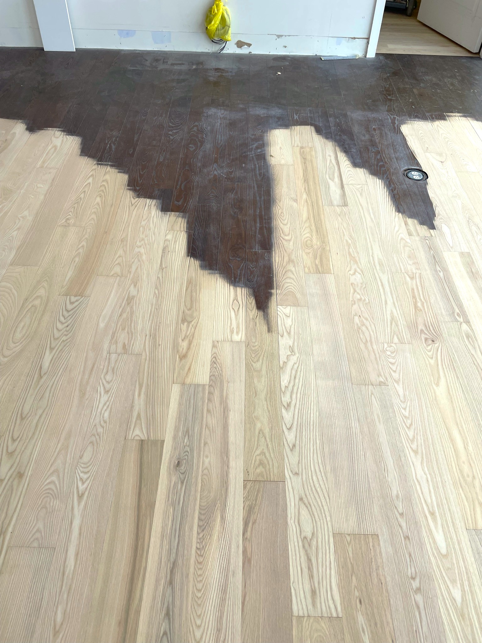 Sanding Ash hardwood